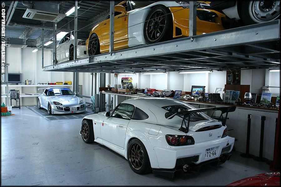 Japan garage. Honda s2000 Tuning Garage игрушка. Honda s2000 в гараже. Японский гараж. Гараж с японскими машинами.