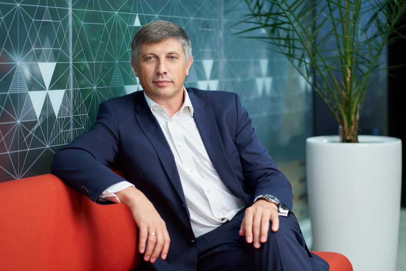 10 лучших книг для предпринимателей в 2023 году - вверх!